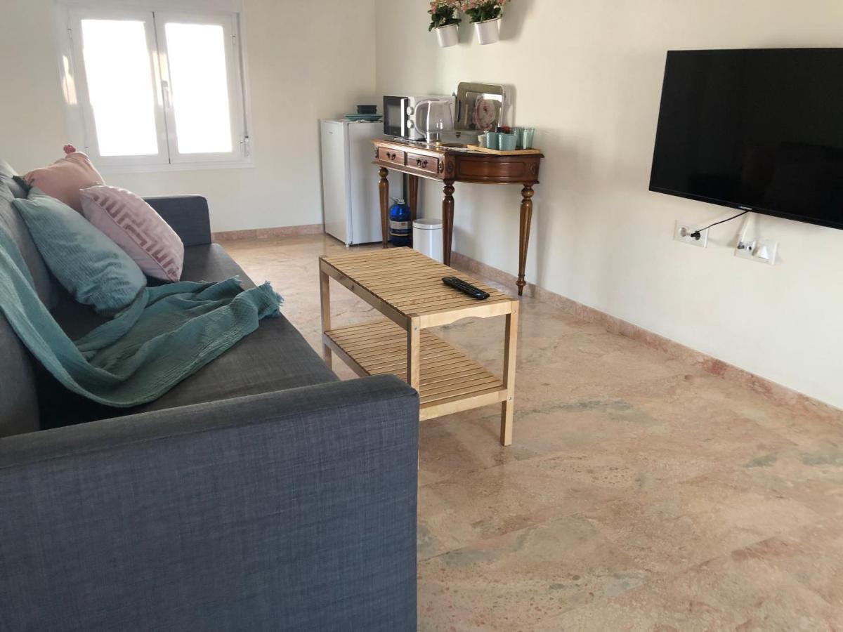 Lovely 1-Bedroom Loft Near Ronda Arriate Buitenkant foto